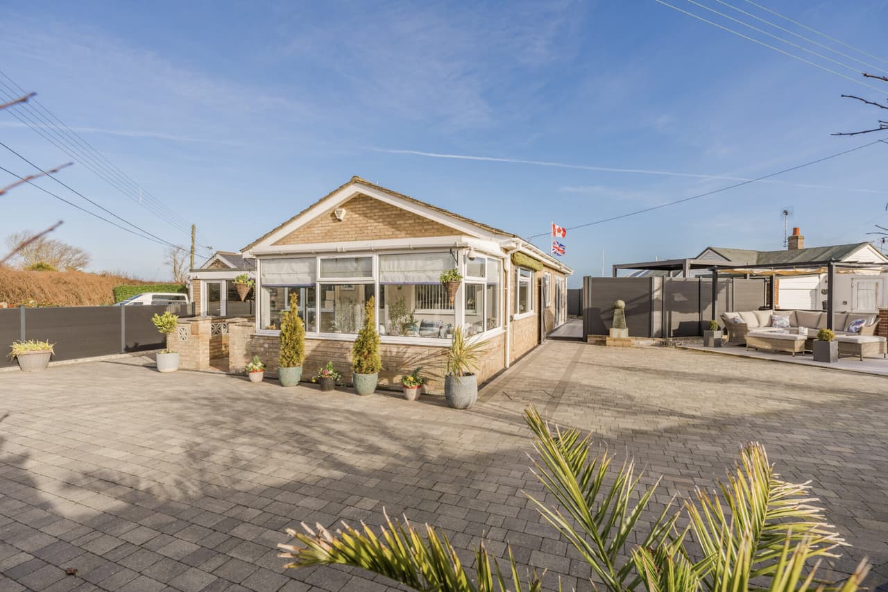California Crescent, California, NR29