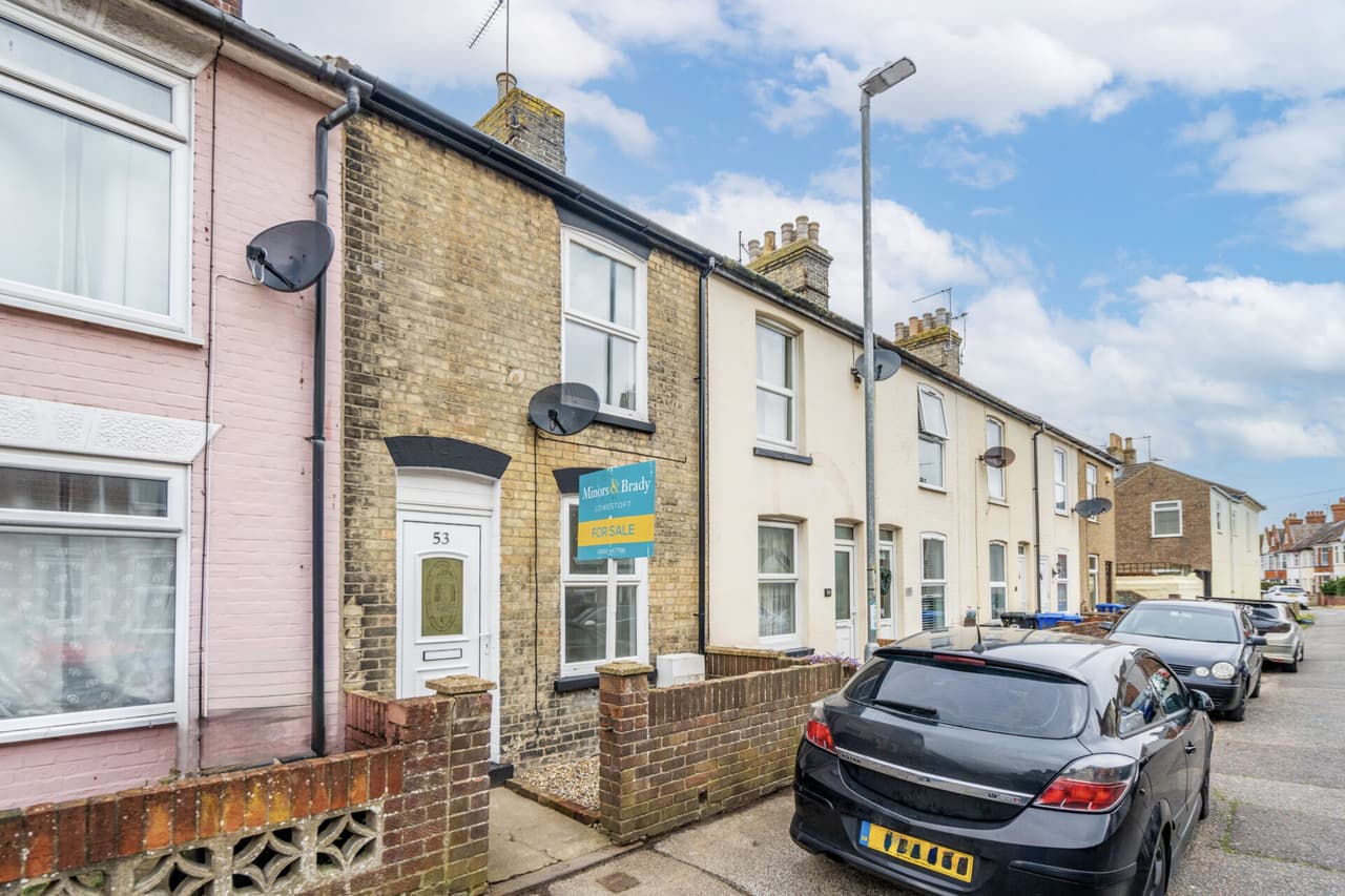 Edinburgh Road, Lowestoft