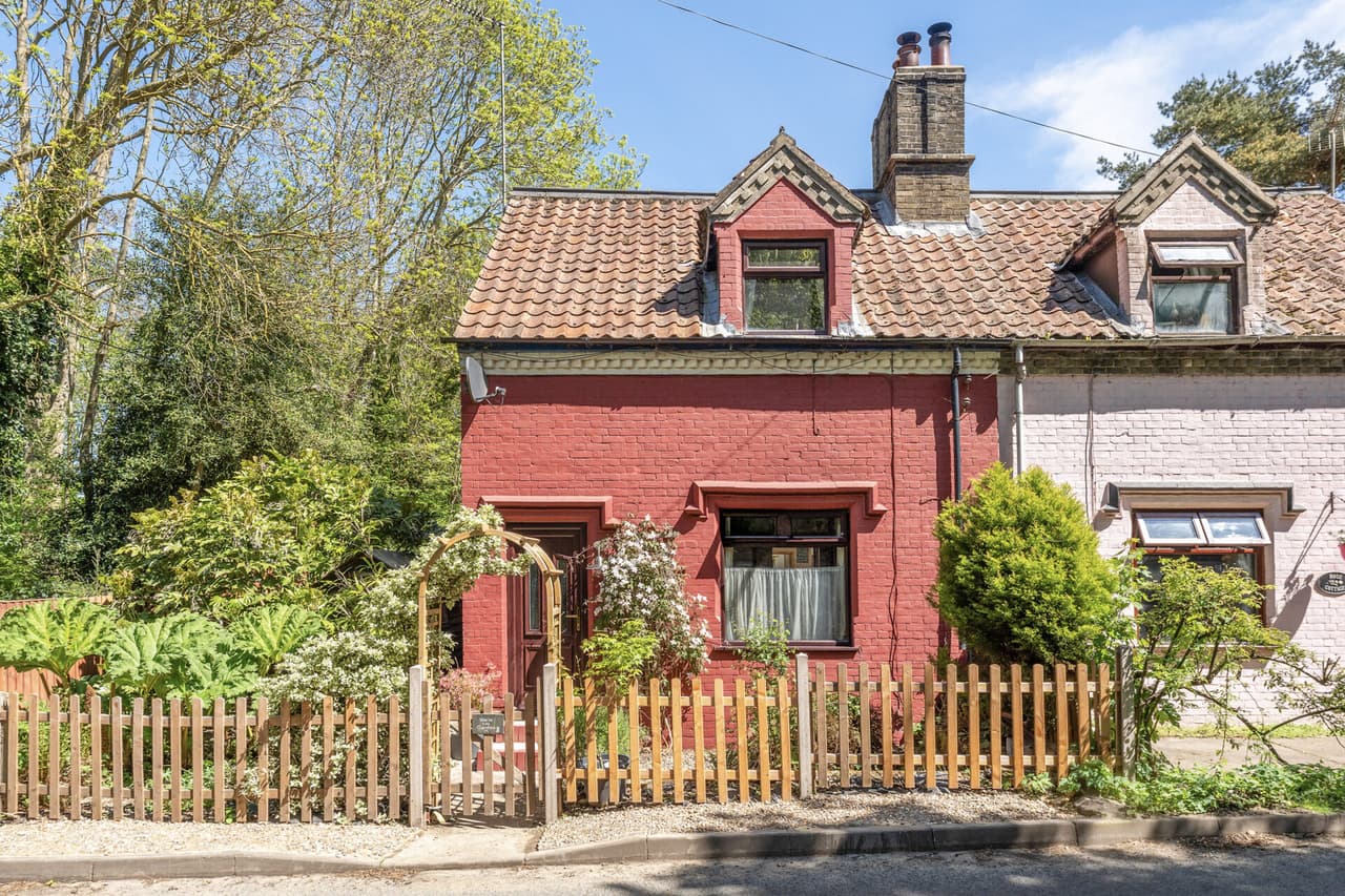 Flixton Road, Flixton