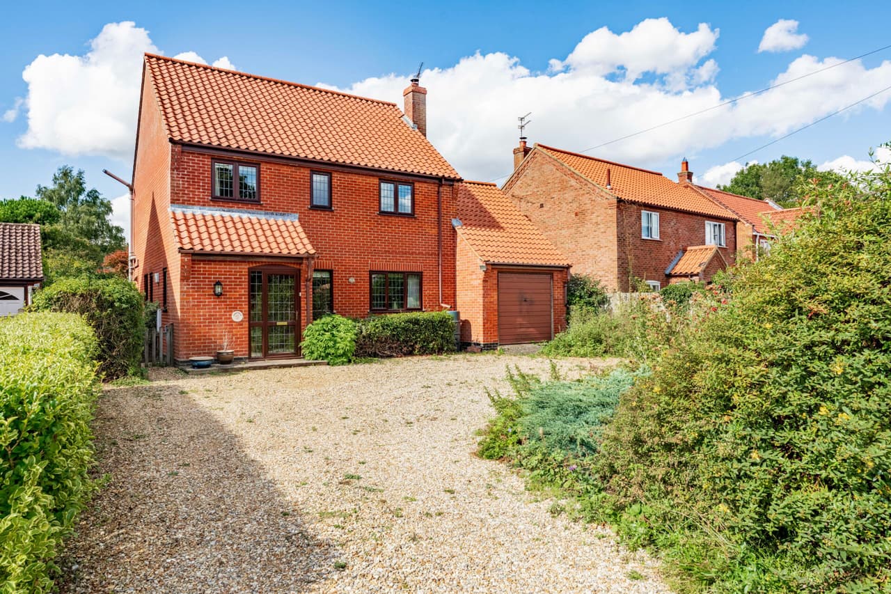 Chapel Road, Foxley