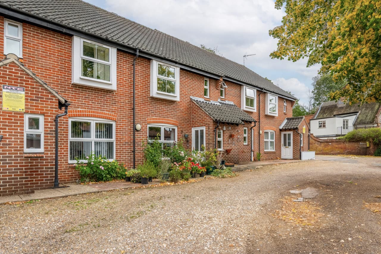 Old Bakery Court, Coltishall