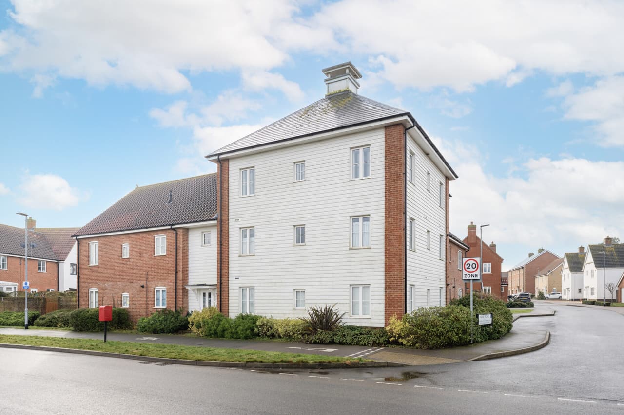 Hornbeam Road, Cornish House