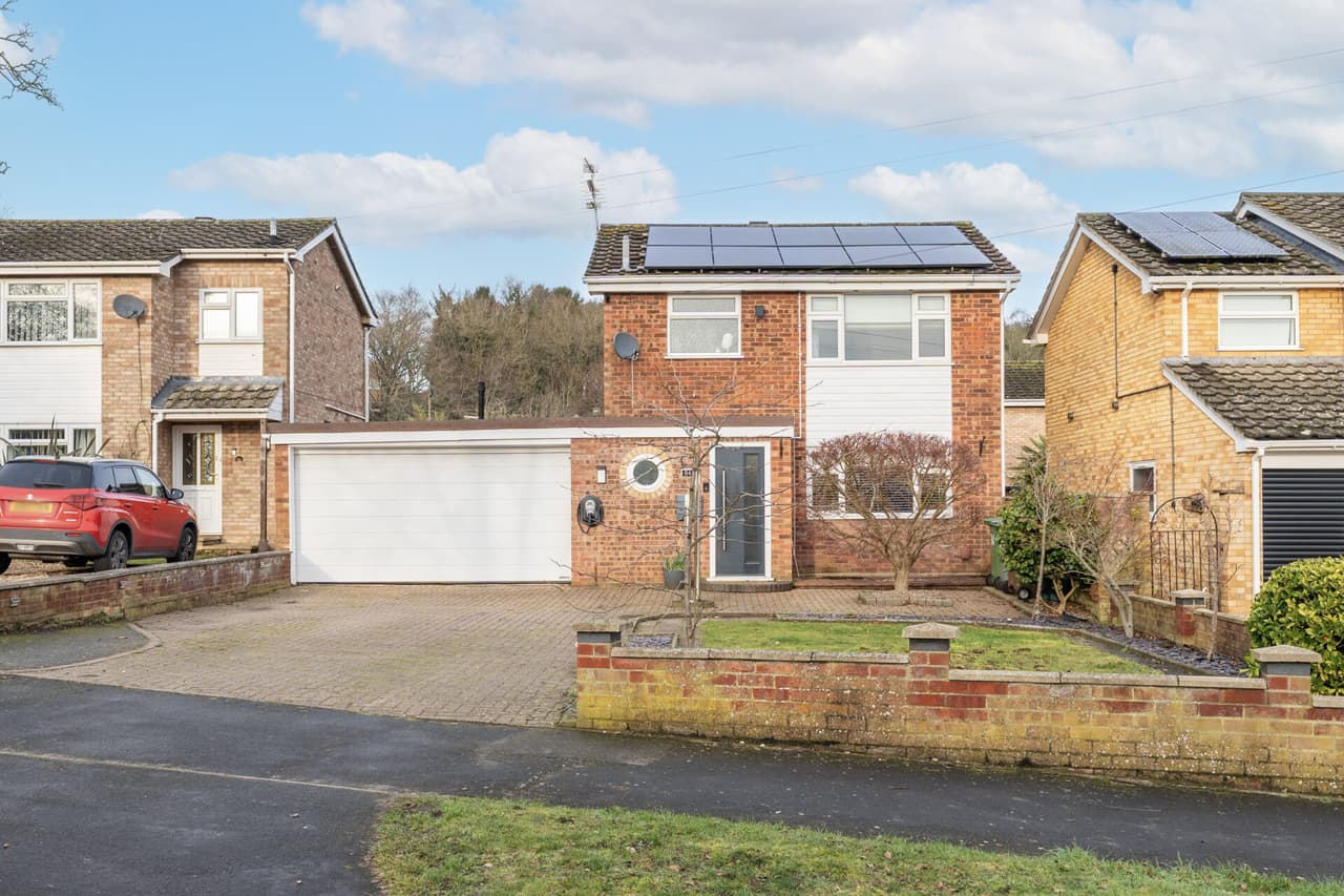 Laburnum Avenue, Taverham