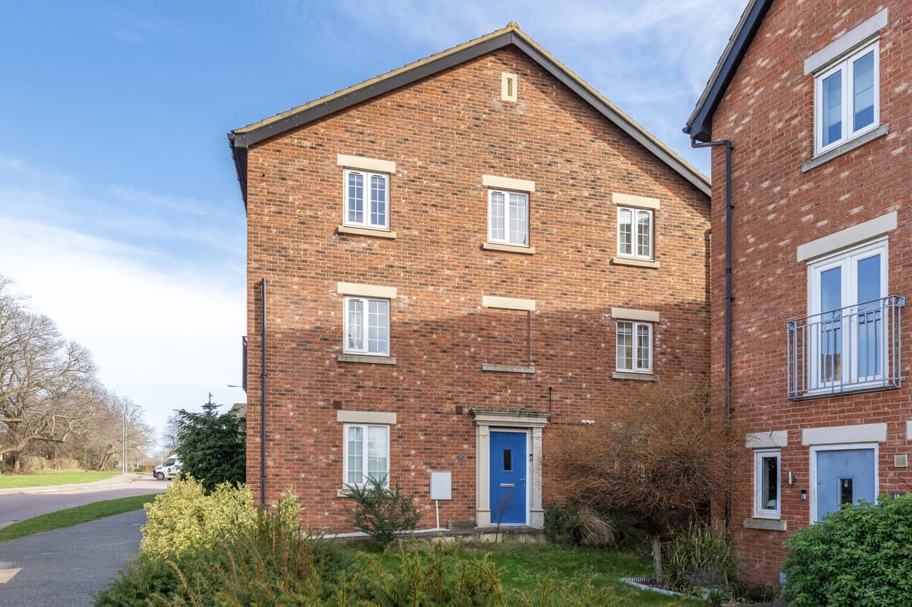 Dragonfly Lane, Cringleford