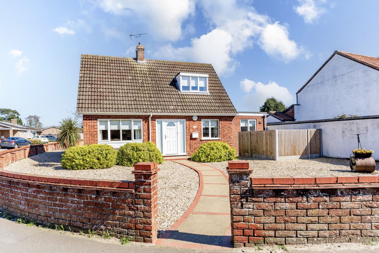 Holt Road, Horsford