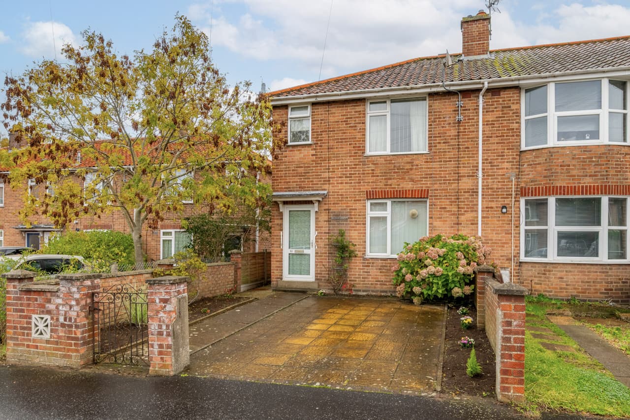 Bixley Close, Norwich, NR5
