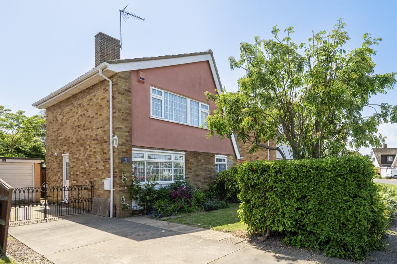 Conifer Close, Ormesby