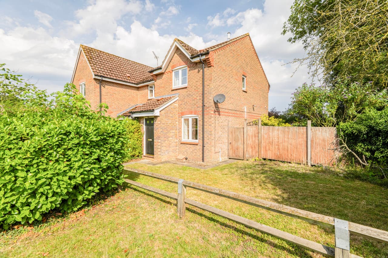 Elizabeth Close, Attleborough
