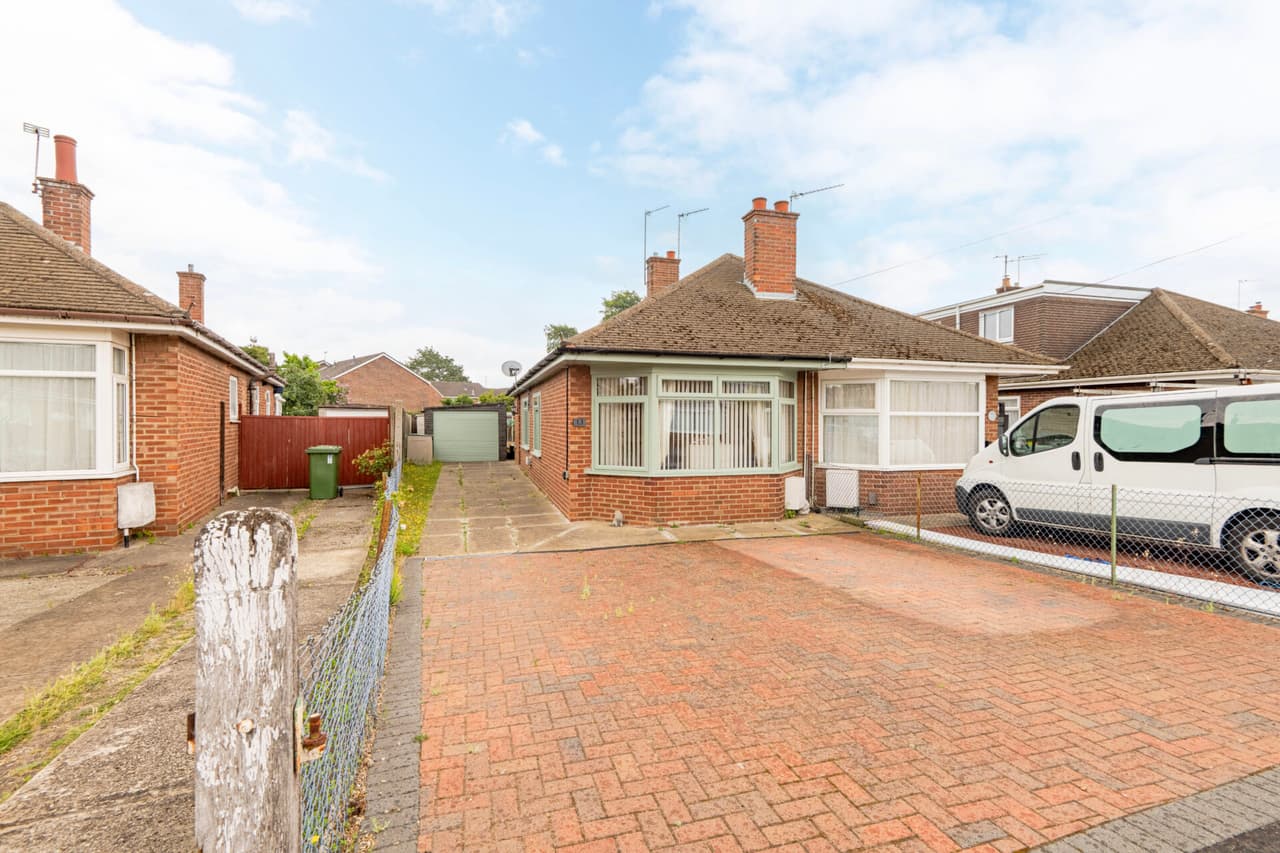 Chestnut Avenue, Bradwell